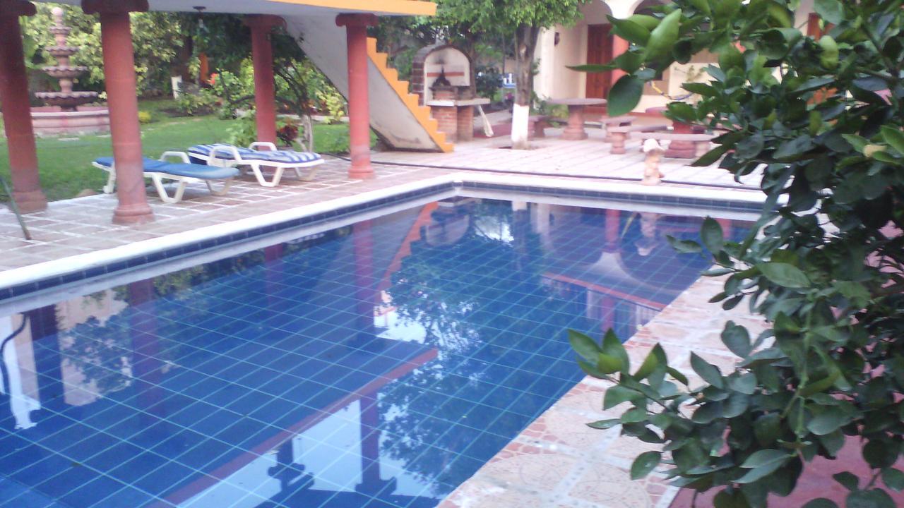 HOTEL VILLA DEL SOL TEQUESQUITENGO (México) | BOOKED